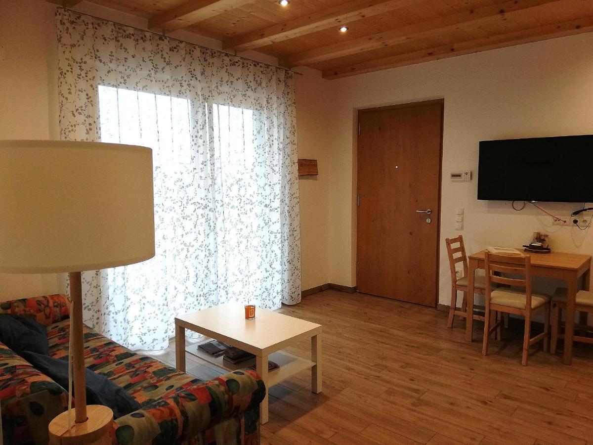 Gisshuebelhof Appartement Andrian Buitenkant foto